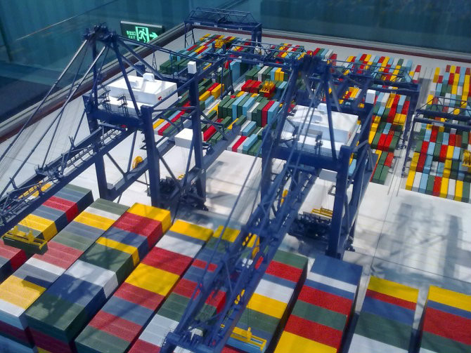 鄂州港口集装箱堆场